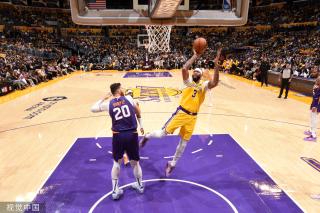 强调团队合 强调团队合